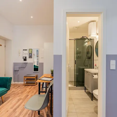 Apartment Cozy Retro Chic With Patio And Self Check-in Berlin