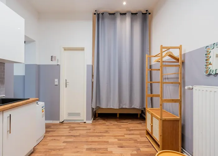 Apartament Retro-Apartment Mit Terrasse *