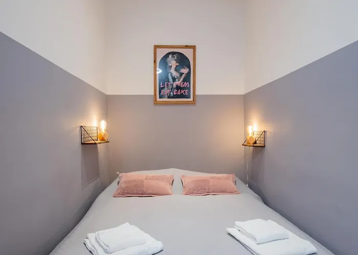 شقة Cozy Retro Chic With Patio And Self Check-in *