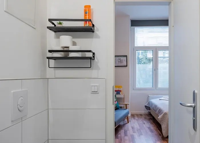 Retro-Apartment Mit Terrasse *