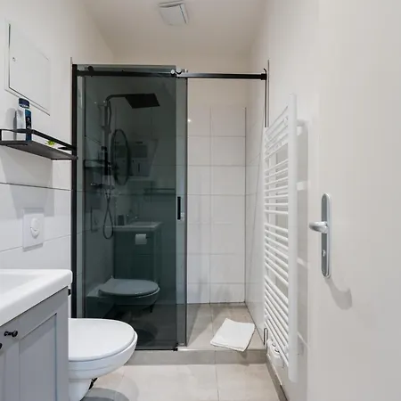 Cozy Retro Chic With Patio And Self Check-in * Berlin